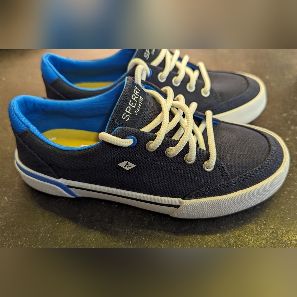 Kids Sperry washable shoes